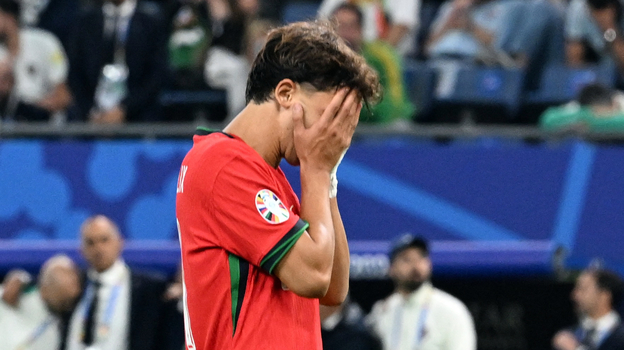 Жоау Феликс после незабитого пенальти.