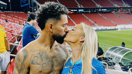 «Ювентус» провернул первый в мире семейный трансфер. Вместе с Луисом клуб подписал его девушку