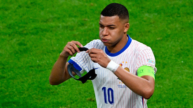 Килиан Мбаппе. Футболист сборной Франции Килиан Мбаппе.