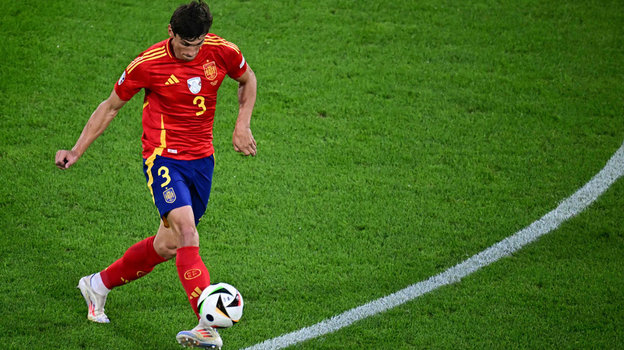 Робен Ле Норман. Футболист сборной Испании Робен Ле Норман