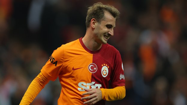 Керем Актюркоглу.