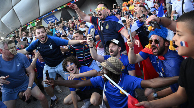 Болельщики сборной Франции на Евро-2024. Болельщики сборной Франции на Евро-2024