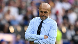 «Спаллетти наделал ошибок, но сейчас его задача — отобраться на чемпионат мира». Как в Италии отреагировали на неудачу на Евро