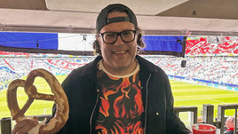 Сцепился с британскими индусами, был сбит велосипедистом, прочувствовал «эффект Роналду». Истории Угодника о Евро-2024