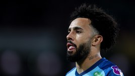 Клаудиньо психанул после замены: плюнул и отмахнулся от Семака. Бразилец близок к уходу из «Зенита»?