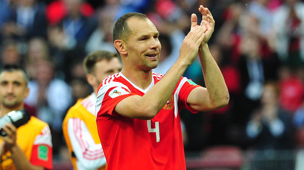 Сергей Игнашевич. Футболист Сергей Игнашевич