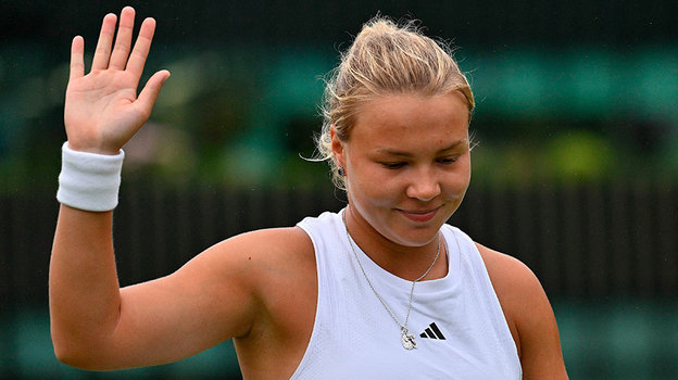 Диана Шнайдер. Теннисистка Диана Шнайдер.