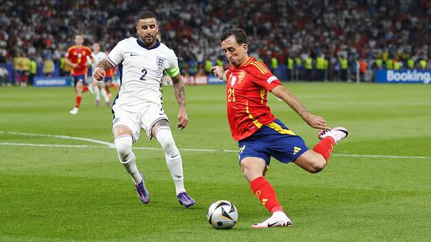 Микель Ойярсабаль.