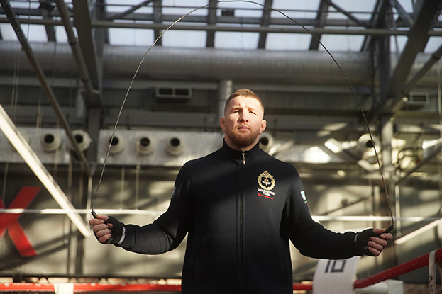 Владимир Минеев. Боец Владимир Минеев.