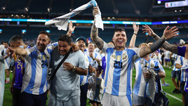 «Они играют за Францию, но родом из Анголы». Футболисты сборной Аргентины попали в скандал