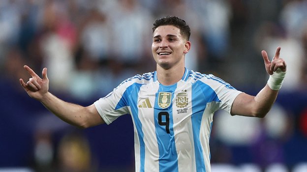 Хулиан Альварес.