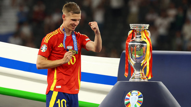 Дани Ольмо. Футболист сборной Испании Дани Ольмо