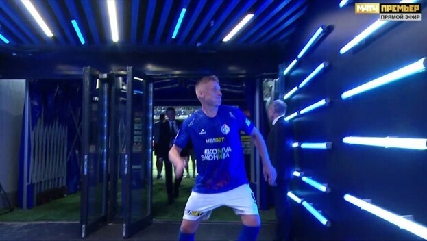 Сергей Брызгалов сломал световые панели на стадионе «Динамо».