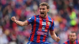 Чалов едет в ПАОК. В чем логика перехода в более слабый чемпионат?