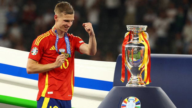 Дани Ольмо. Футболист сборной Испании Дани Ольмо