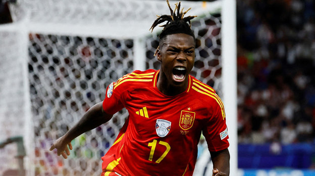 Нико Уильямс. Футбоист сборной Испании Нико Уильямс