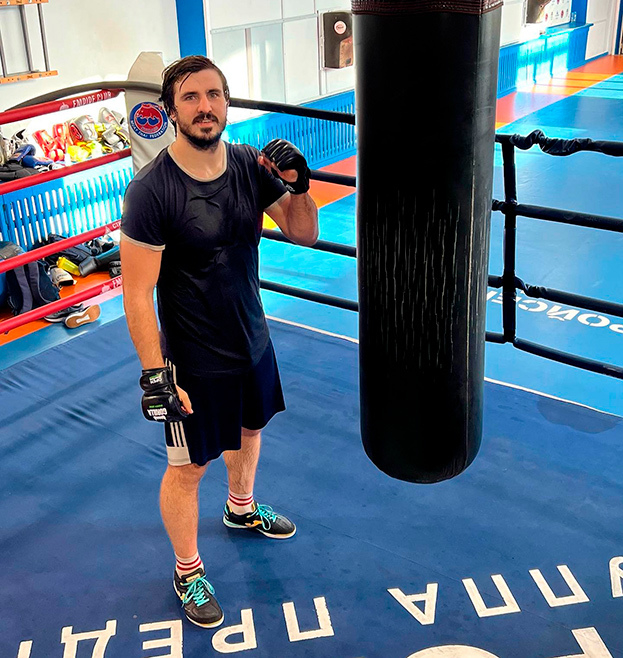 Артем Вахитов.