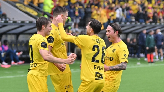 «Буде-Глимт» разгромил РФШ (4:0).