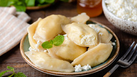 Классические вареники с творогом