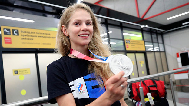 Татьяна Минина с серебряной медалью Олимпиады в Токио.