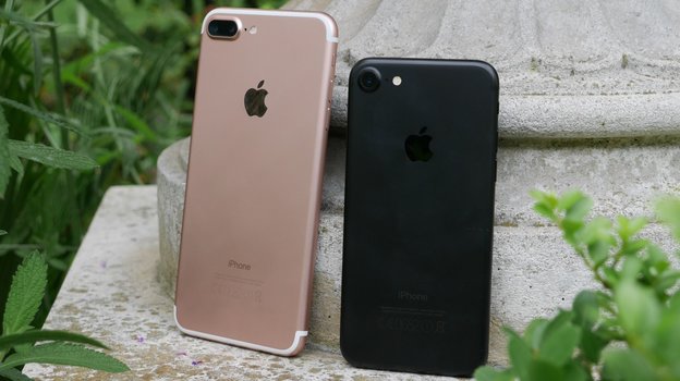 iPhone 7 / iPhone 7 Plus.