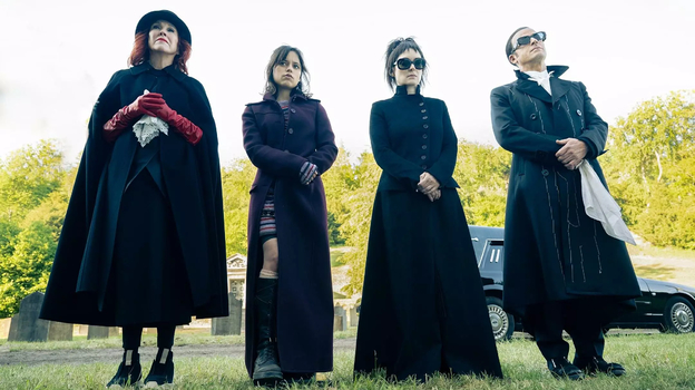 Кадр из фильма «Битлджус Битлджус»