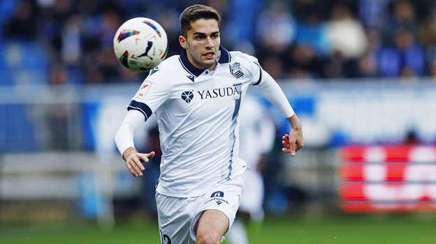 Арсен Захарян. Футболист Арсен Захарян