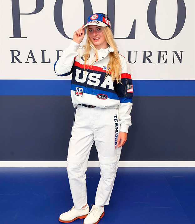 Эви Лейбфарт в одном из олимпийских комплектов.