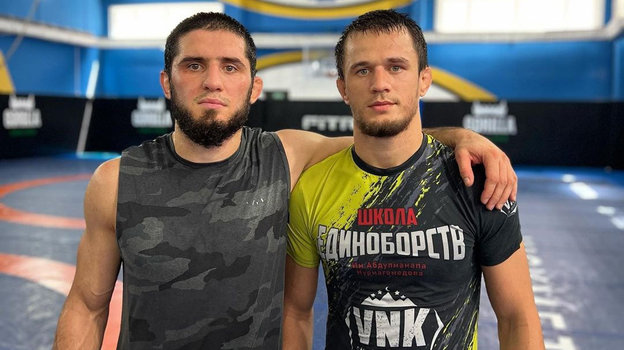 Ислам Махачев и Усман Нурмагомедов. Ислам Махачев и Усман Нурмагомедов