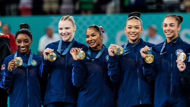 Сборная США на награждении по итогу командного многоробья.