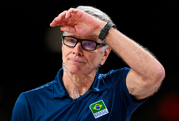 Главный тренер сборной Бразилии Бернардо Резенде.