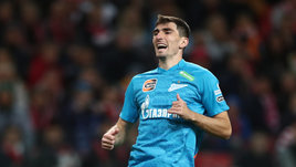 Падение Бакаева: от скандального ухода из «Спартака» — в Химки через Дубай. Больше не вернется в «Зенит»?