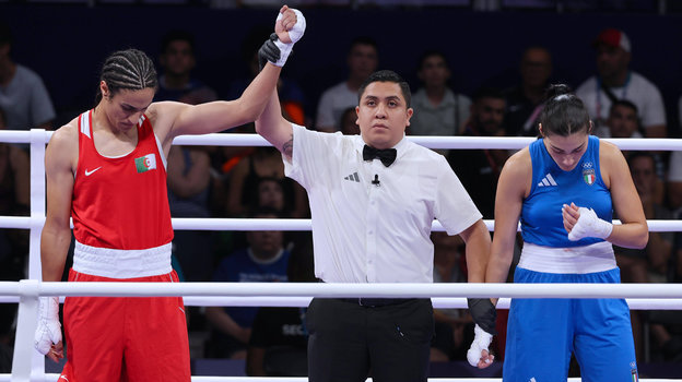 Иман Хелиф и Анджела Карини. Боксерши Иман Хелиф и Анджела Карини на Олимпиаде в Париже