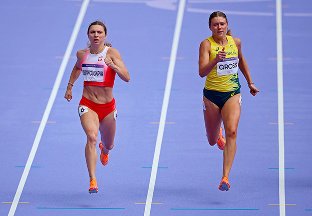 Кристина Тимановская (слева). Легкоатлетка Кристина Тимановская.