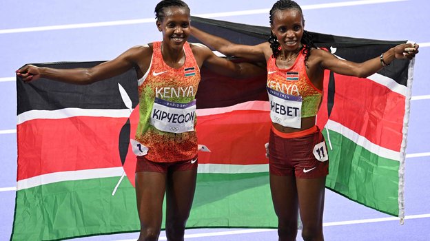 Фейт Кипьегон (слева) и Беатрис Чебет.