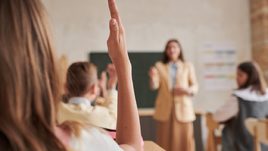 Урок в школе