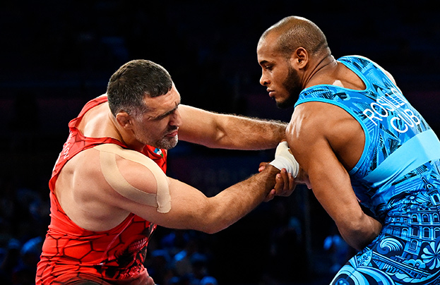 Рустам Ассакалов и Габриэль Росильо.