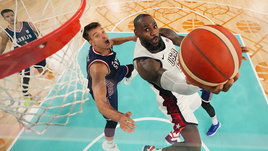 «В какой стране это не пробежка?» Президент Сербии возмущен судейством в матче с США