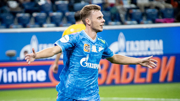 Максим Глушенков. Футболист «Зенита» Максим Глушенков.