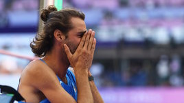 Главная драма Олимпиады. Итальянский чемпион вышел в сектор после рвоты от камней в почках, но проиграл
