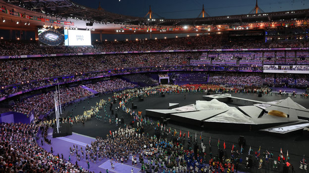 Церемония закрытия Олимпиады-2024 в Париже на «Стад де Франс».