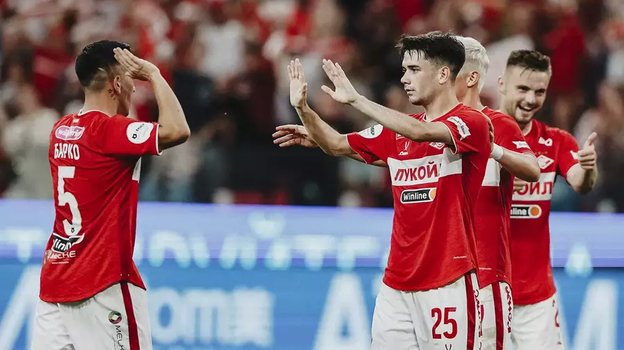 Эсекиель Барко и Данил Пруцев («Спартак»).