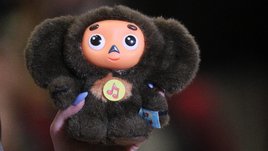 День рождения Чебурашки: когда отмечается и история персонажа