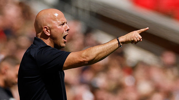 Арне Слот. Главный тренер «Ливерпуля» Арне Слот.