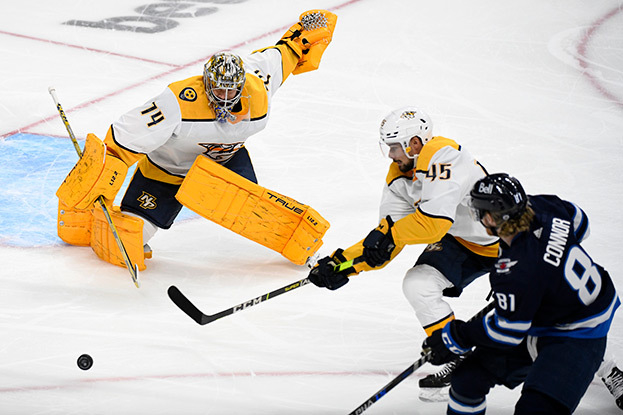 Юусе Сарос.