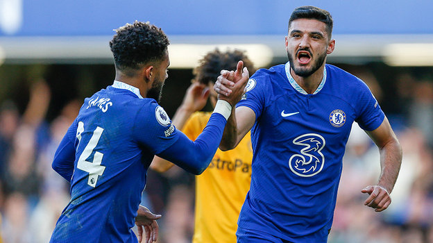 Армандо Броя.