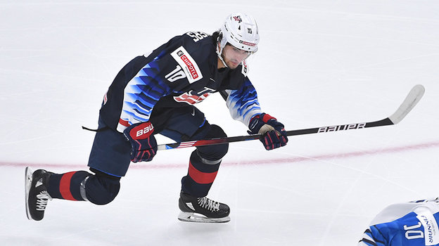 Мэттью Бенирс.