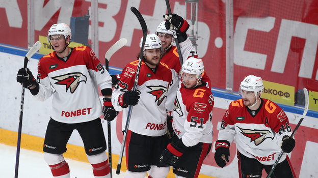 Хоккеисты «Авангарда» будут участвовать в Кубке Блинова. Хоккеисты «Авангарда»