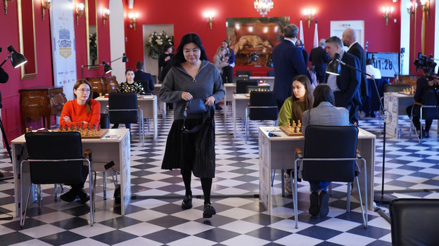 Победительница Суперфинала-2023 Баира Кованова в Екатерининском дворце. Победительница Суперфинала-2023 Баира Кованова в Екатерининском дворце