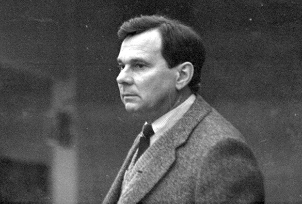 Валентин Иванов.